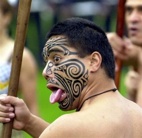 INDIGENOUS PEOPLES: New Zealand Maori tribes sign major grievance ...