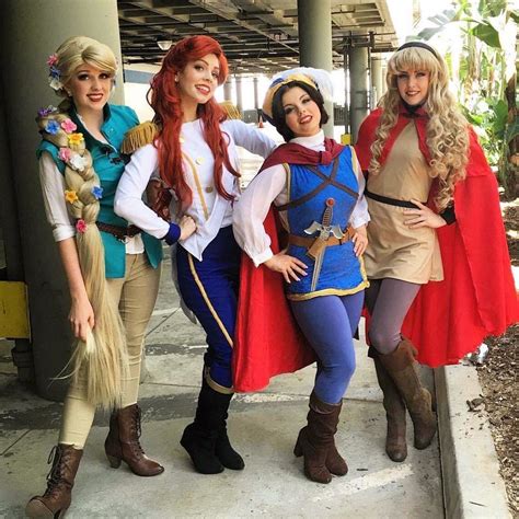 We Can't Get Enough of the Insane Cosplays From WonderCon 2016 | Disney ...