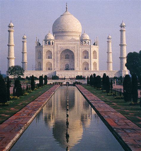 Traveling Point: Taj Mahal India Images gallery