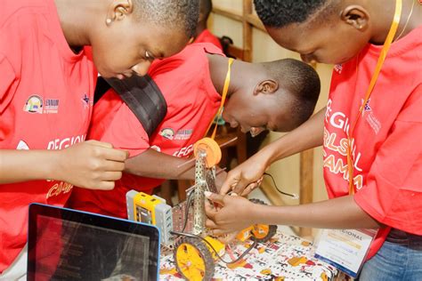 The Transformative Journey of STEM Camps for Girls in Côte d’Ivoire ...