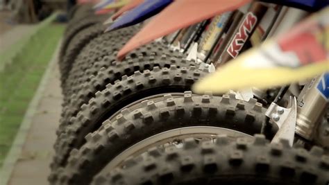 DC SHOES: MAMMOTH MOTOCROSS 2011 - YouTube