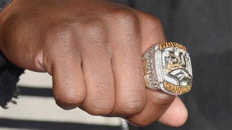 Super Bowl Champion Rings 2019 – Who Makes Them? | Heavy.com