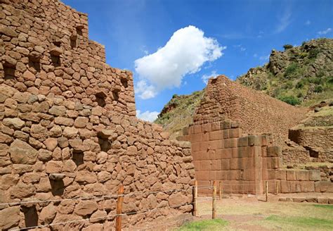 The Ancient Structures of Rumicolca, Impressive Archaeological Site of ...