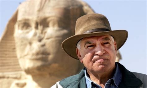 Zahi Hawass demands retrieval of Egypt’s looted artifacts - Egypt Today