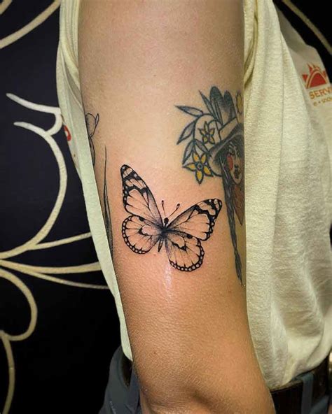 Monarch Butterfly Tattoo: Meanings, Design Ideas – Favvosee