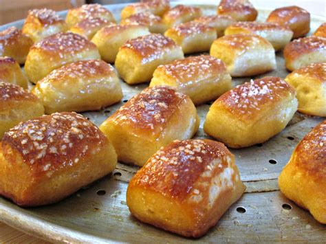 Pretzel Bites - Easy Recipe for Large Pretzels - Poor Man's Gourmet Kitchen