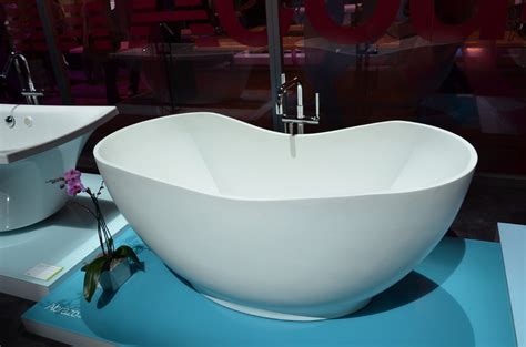 Kohler tubs were works of art - freestanding seems to be the new trend ...