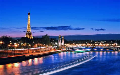 Paris: Paris at Night Wallpaper