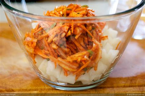 Korean Daikon Kimchi Recipe | RecipeLand