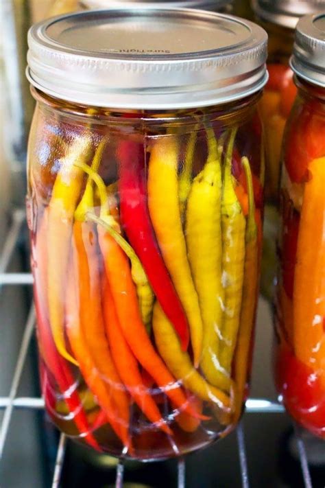 How to preserve hot peppers in vinegar- A Romanian recipe that comes ...