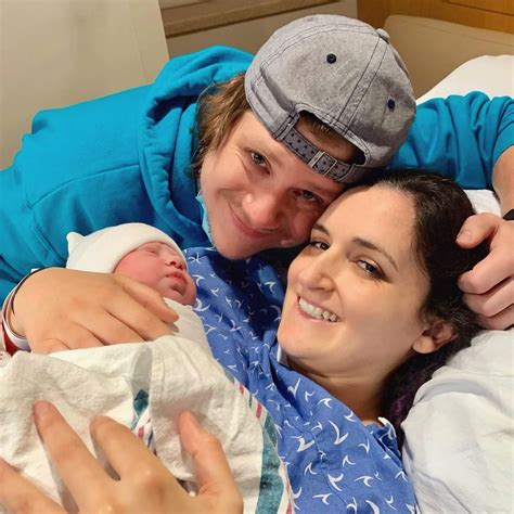 YouTuber Lauren Webber Welcomes Her First Child – BabyNames.com