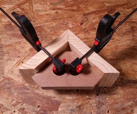 Corner Clamp Jig | Woodworking, Woodworking box, Woodworking wood