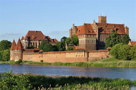 Malbork Castle (Castle of the Teutonic Order), Poland - Map, Facts