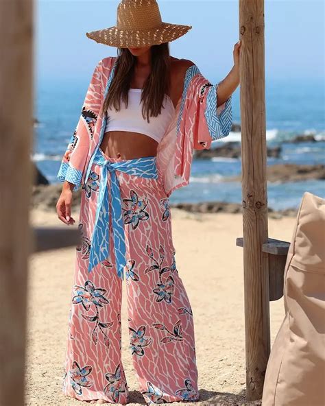 Beach party outfit: Find some of the trendiest ideas if you are ...