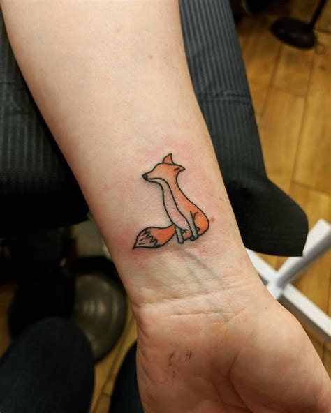 UPDATED: 40 Alluring Fox Tattoo Designs (August 2020)