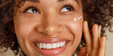 The 9 Best Eye Creams for Dry Skin