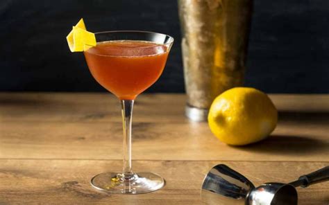 The 5 Best Scotch Whisky Cocktails to Try at Home — The Three Drinkers