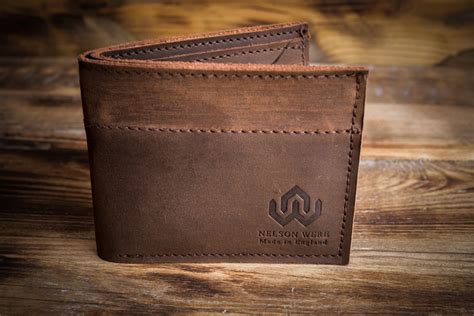 classic leather wallet – Nelson Were