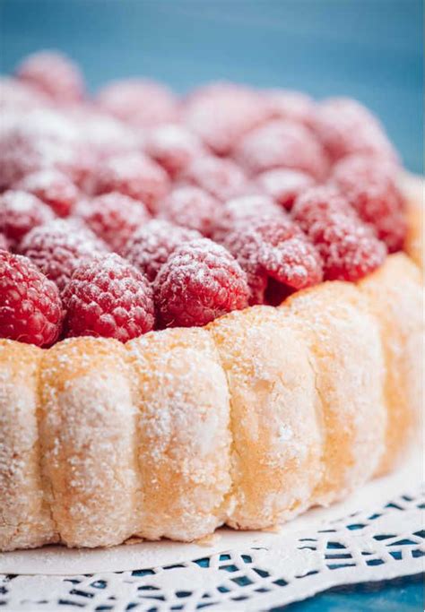 Charlotte Dessert: Fancy Raspberry Charlotte Cake Feast