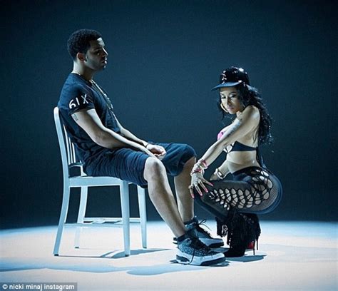 Nicki Minaj performs lap dance for Drake in Anaconda music video ...