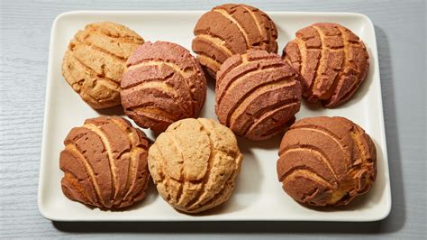 For Fluffy Bread With a Cookie Crunch, Make Conchas at Home | Epicurious