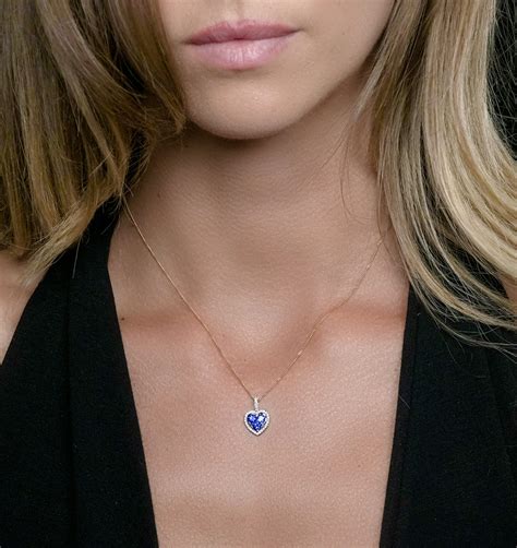 0.80ct Sapphire Asteria Diamond Heart Pendant Necklace 18K White Gold