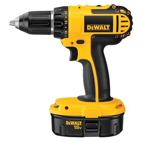 Amazon.com: DEWALT DC720KA Cordless 18-Volt Compact Drill/Driver: Home ...