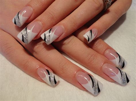 Unique Elegant Nail Designs | Daily Nail Art And Design