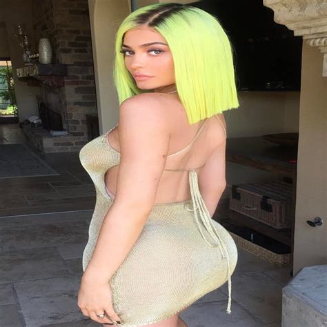 Kylie Jenner Revealed Her Natural Hair And She Sure Looks Different