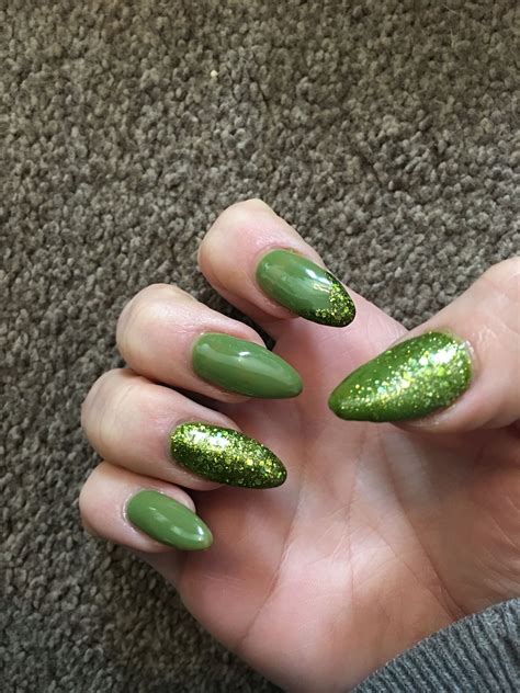 My lovely lime green nails 👏🏻 | Lime green nails, Green nails, Lime nails