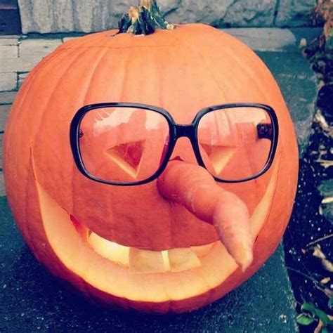 10+ Funny Pumpkin Carving Faces