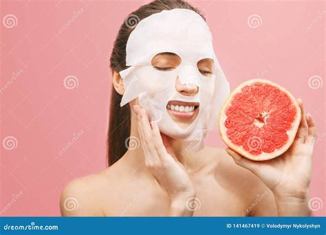 Woman Removes a Cleansing Mask Stock Image - Image of moisturizer ...