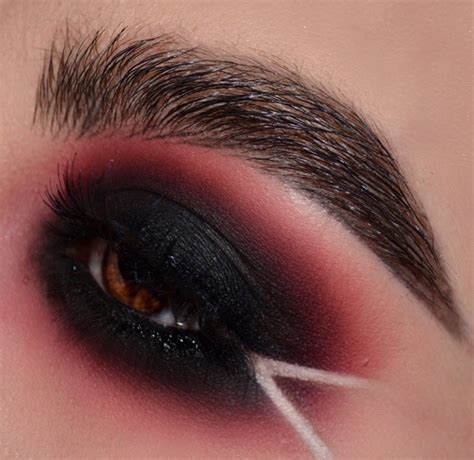 Pin by Carina Castaldo on Eye See You | Black smokey eye makeup, Smokey ...