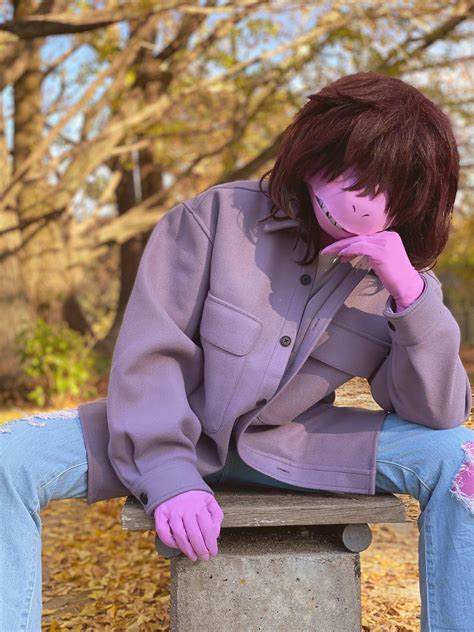 The BEST Susie cosplay I’ve ever seen 💜 : r/Deltarune