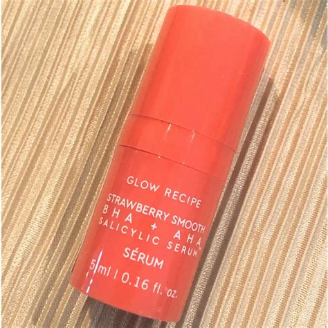 Glow Recipe Strawberry Smooth AHA + BHA Salicylic Serum 5ml | Shopee ...