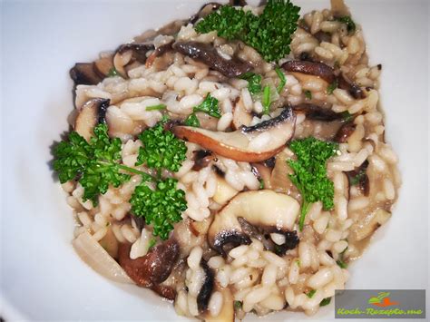 Champignon-Risotto,mit Parmesan italienischer Art, lecker schlotzig