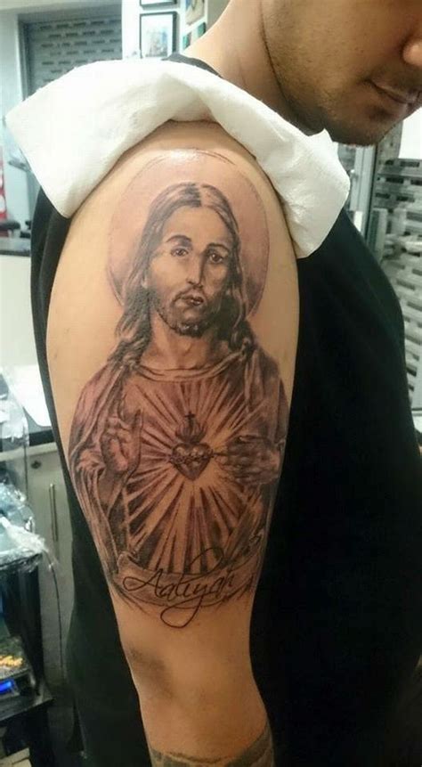 Man Gets Tattoo to Show Off His Love of Jesus, Then Robs the Shop ...