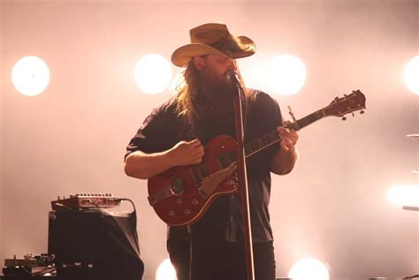 Chris Stapleton Reaches New Heights On 'Higher' - Country Now