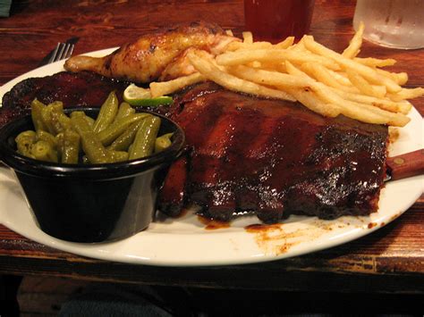 7 Best BBQ Joints in Pigeon Forge and Gatlinburg, TN - iTripVacations