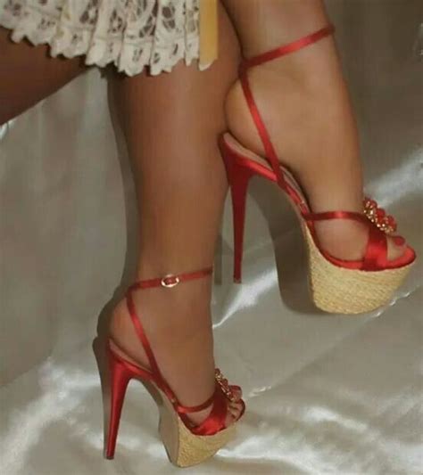 Pin by laura robinson on Tacones | Heels, Stiletto heels, Nylons heels