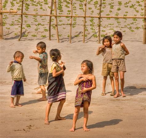 Children of Laos :) | These children see a few boats a week … | Flickr