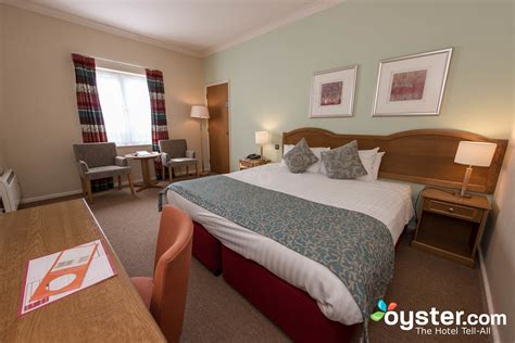 Oxford Witney Hotel Review: What To REALLY Expect If You Stay