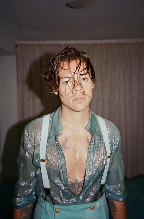 Harry for the ‘Lights Up’ music video : r/harrystyles