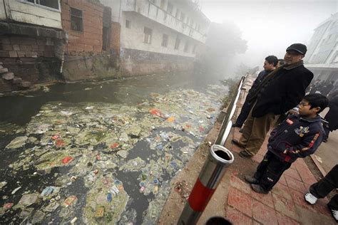 China has made huge strides cleaning up its polluted rivers | New Scientist