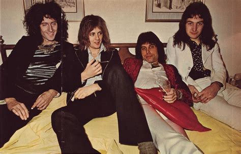 Queen '70s | Queen photos, Queen band, Queen