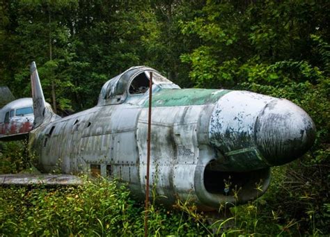 The Past Of These 15 Abandoned Airplanes Represent A Haunting Tragedy ...