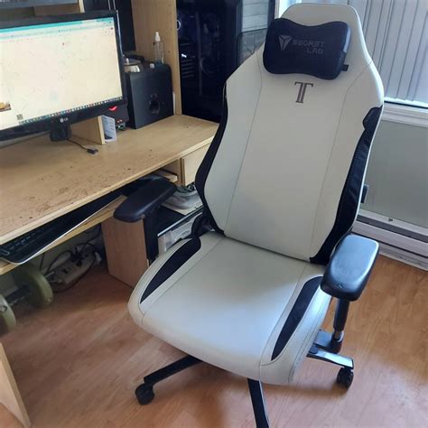 Secretlab Chairs Review - Must Read This Before Buying