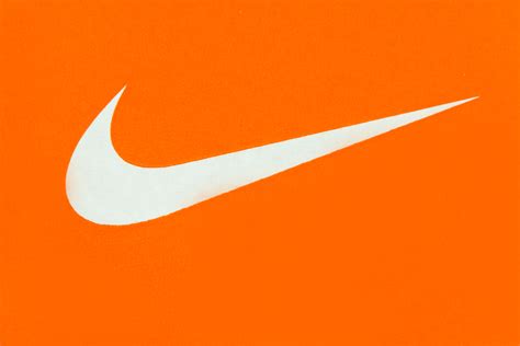 Anschein Wirtschaftlich Name who invented the nike swoosh logo canada ...