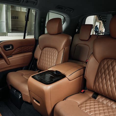 2023 INFINITI QX80 Interior Cargo Space & Colors | INFINITI