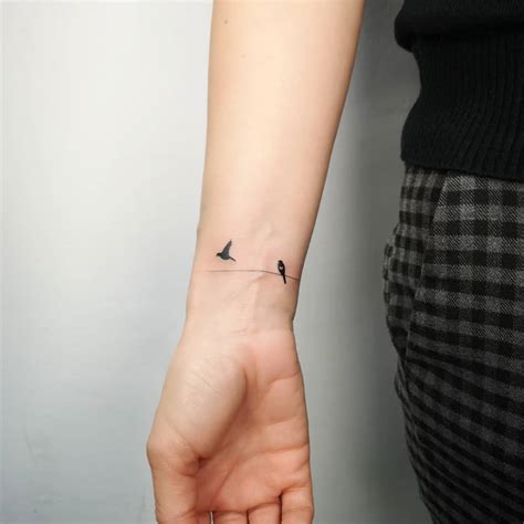 Details 73+ small bird tattoos on wrist - in.coedo.com.vn